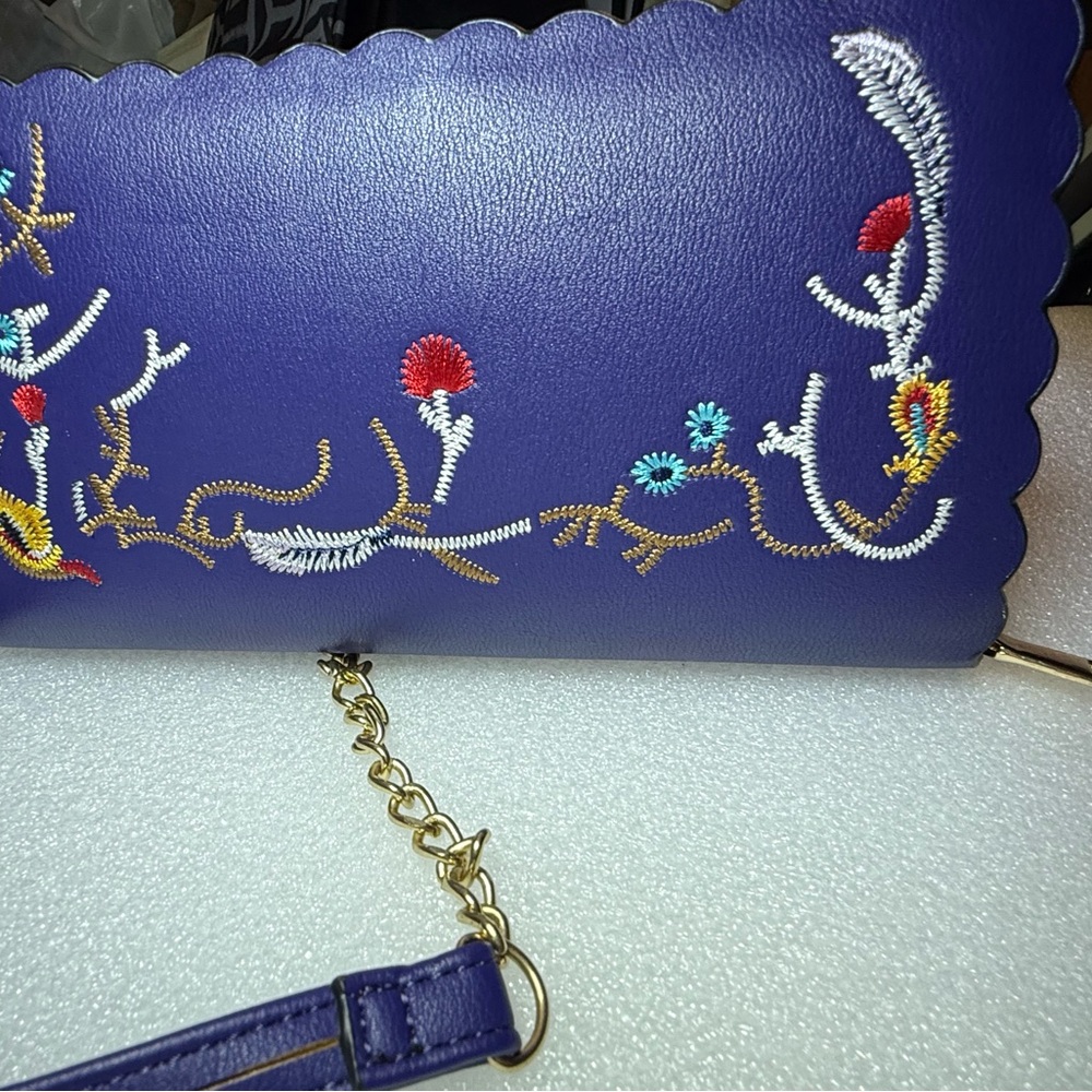 Whimsical Embroidered Navy Crossbody - Fairytale Scalloped Edge Gold Chain - Picture 2 of 11